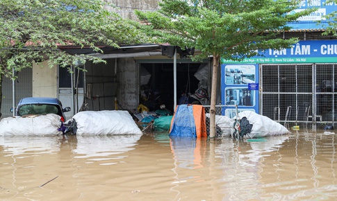 Cảnh báo ngập úng nhiều khu vực do mưa lớn, lũ trên các sông lên nhanh