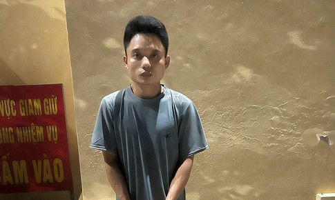 Vì sao hành vi đánh bạc trên điện thoại của Bùi Văn Việt bị phát hiện?