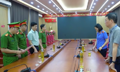 Lào Cai: Bắt thêm Phó Chủ tịch xã và Giám đốc doanh nghiệp trong vụ bờ kè sông Hồng gãy đổ sau bão Yagi