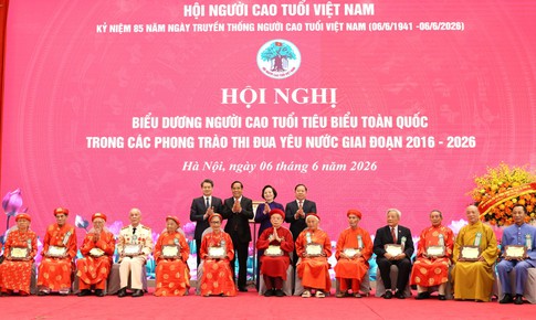 Phó Thủ tướng: Xác định người cao tuổi là nguồn lực, là động lực quan trọng của đất nước