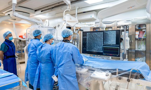 Bệnh viện Hoàn Mỹ Sài Gòn triển khai kỹ thuật thay van động mạch chủ qua da, mở ra cơ hội điều trị ít xâm lấn cho bệnh nhân tim mạch