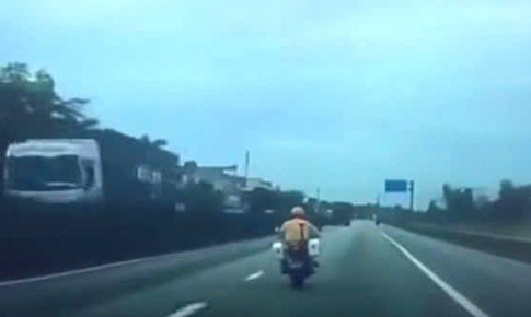 CSGT Hải Phòng dùng xe chuyên dụng dẫn đường đưa người phụ nữ gặp nạn đi cấp cứu