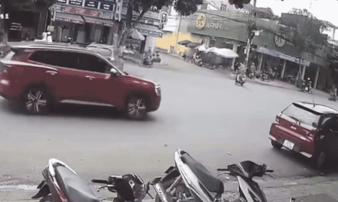 Nam sinh đi xe đạp điện độ chế gây tai nạn chết người