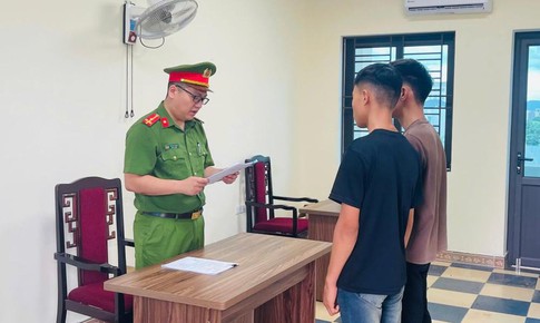 Hai nam sinh bị khởi tố sau vụ tai nạn chết người