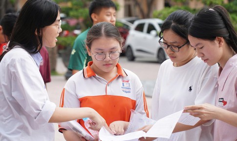 Phản ánh một phòng thi có 13 điểm 10 môn Toán, Sở GD&amp;ĐT Nghệ An vào cuộc xác minh