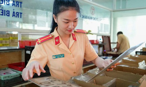 Đổi biển số, sang tên xe không phải kiểm định lại