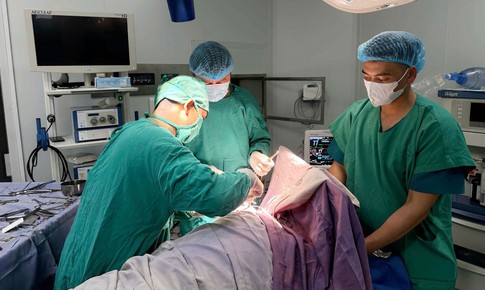 Phẫu thuật thành công tháo phương tiện kết hợp xương đòn tại y tế cơ sở