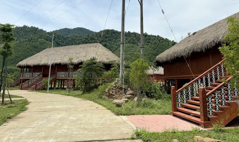 Dự án khu bảo tồn làng văn hóa truyền thống ở Huế chậm về đích vì cột điện 'án ngữ'