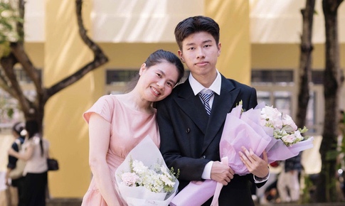 Nam sinh Quảng Trị và cú "bẻ lái" sát ngày thi: Từ khát vọng áo blouse trắng đến danh hiệu Thủ khoa