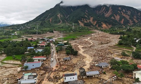 Những việc không nên làm để an toàn khi có sạt lở đất