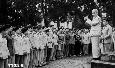 Chỉ thị số 07: Học tập và thực hành theo Bác là nhiệm vụ trọng yếu, thường xuyên