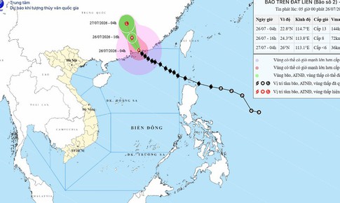 Bão Noul giật cấp 16, đi vào đất liền và suy yếu dần