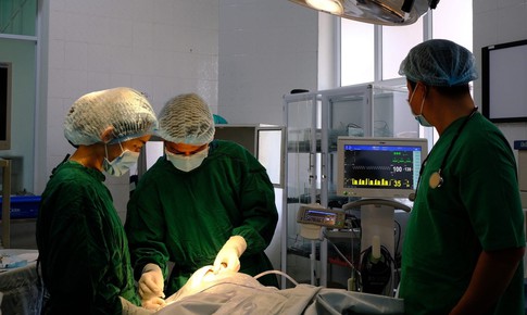 Phẫu thuật tạo hình miễn phí cho trẻ mắc dị tật khe hở môi - vòm miệng và một số dị tật bẩm sinh khác