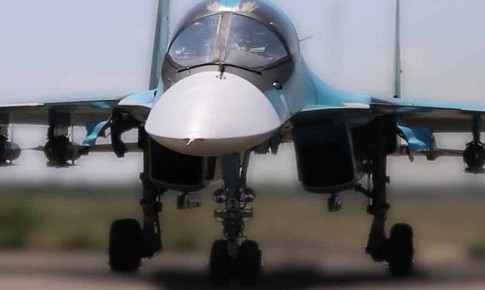 Tiêm kích Su-34 Nga đổi cấu hình bom lượn tăng sức ép lên Ukraine