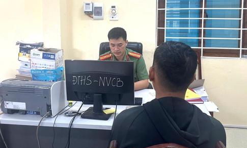 Giám đốc công ty thẩm mỹ viện làm giả chứng chỉ bán cho nhiều khách hàng