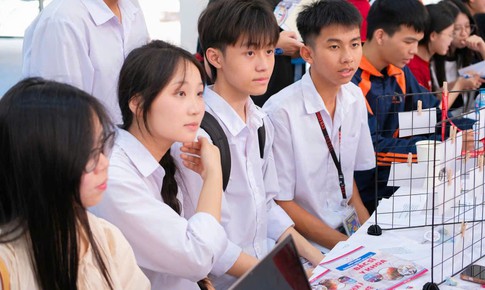 Lộ diện những trường đầu tiên công bố điểm sàn lĩnh vực sức khỏe