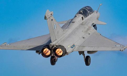 Tiêm kích Su-57 Nga đối đầu Rafale Pháp: Cuộc đấu giữa tàng hình và tác chiến điện tử