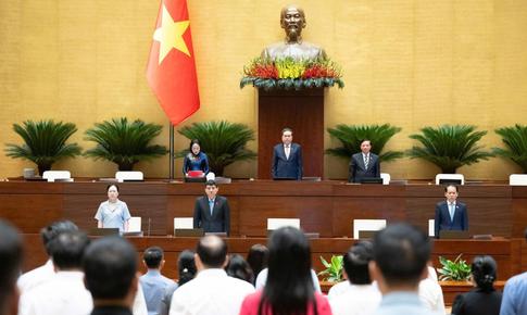 Quốc hội dành phút mặc niệm Chủ tịch Quốc hội Lào Saysomphone Phomvihane