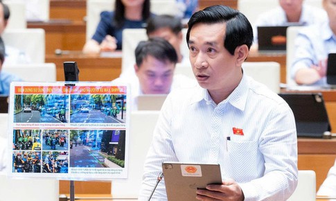 ĐBQH đề xuất điểm dừng cho shipper, người đi xe máy gọi điện để bảo đảm ATGT