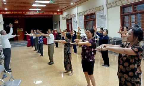 Muốn về già sống thọ, khỏe mạnh cần chăm sóc sức khỏe từ tuổi trung niên