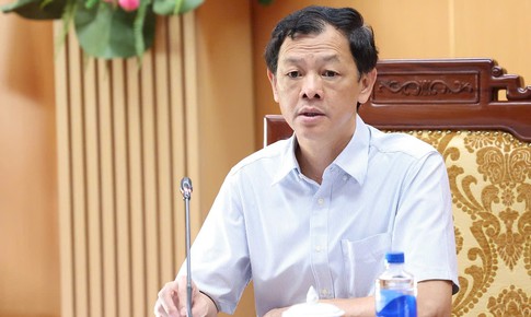Xây dựng Chính sách quốc gia về dược hướng đến 3 mục tiêu: Sức khỏe nhân dân, an ninh thuốc và phát triển ngành dược
