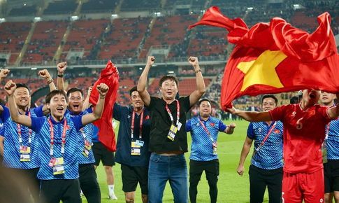 'Nóng' vé trận bán kết lượt về đội tuyển Việt Nam - Malaysia trên sân Mỹ Đình