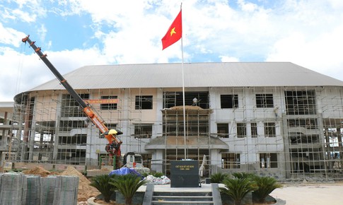 Cận cảnh trường nội trú liên cấp ở vùng cao A Lưới trước ngày về đích