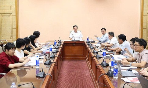 Việt Nam đặt mục tiêu đưa tỷ số giới tính khi sinh xuống dưới 106 vào năm 2035