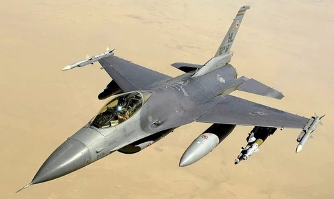 Ukraine chặn đứng kế hoạch săn chiến đấu cơ F-16 và Mirage 2000 từ Nga
