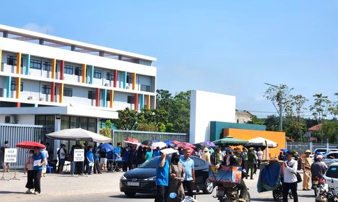 Giáo viên nhận định đề thi lại tốt nghiệp THPT môn Xã hội tại Tuyên Quang