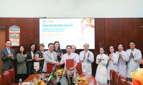 Gánh nặng bệnh không lây nhiễm tăng, già hoá dân số nhanh, cần thúc đẩy chăm sóc sức khỏe toàn diện
