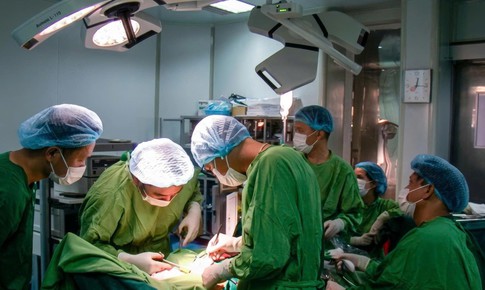 Ung thư không chờ đến khi cơ thể lên tiếng, bác sĩ khuyến cáo tầm soát sớm
