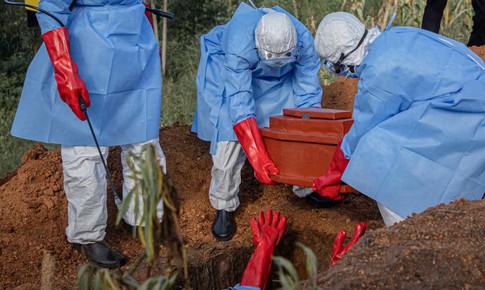 CHDC Congo ghi nhận đợt bùng phát dịch Ebola gây tử vong hơn 2.300 người