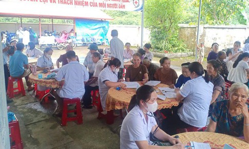 Tăng cường thực hiện chính sách BHYT, chăm sóc sức khỏe đồng bào dân tộc