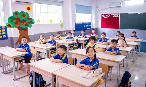 Bàn ghế trường học bất cập, ban hành quy trình rà soát 6 bước