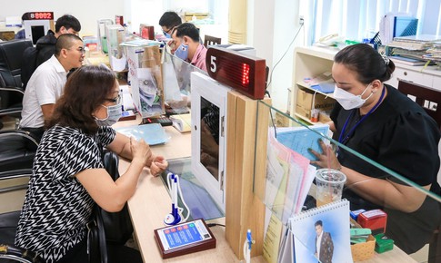 Các trường hợp và điều kiện để được tiếp nhận công chức