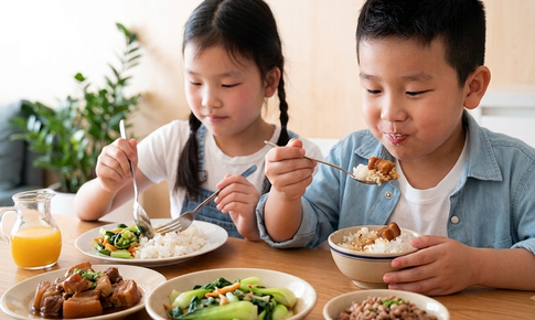 5 dưỡng chất quan trọng cần bổ sung cho học sinh khi vào năm học mới