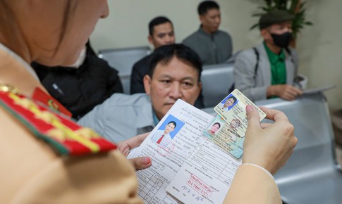 Điểm mới khi đổi GPLX: Quá hạn bao lâu phải thi lại?
