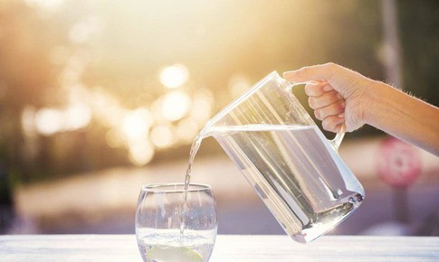 7 thói quen đơn giản giúp cải thiện khô mắt ở người cao tuổi