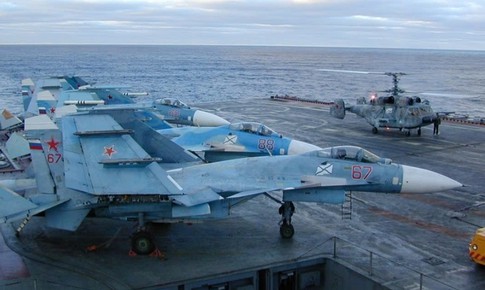 Tiêm kích Su-33 Nga trở thành mục tiêu đắt giá trong đòn đánh sâu của Ukraine