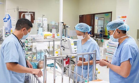 Trẻ chấn thương sọ não nặng do vặn tay ga xe máy điện