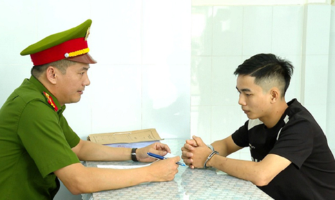 Nhân viên giao hàng chiếm đoạt gần 130 triệu đồng
