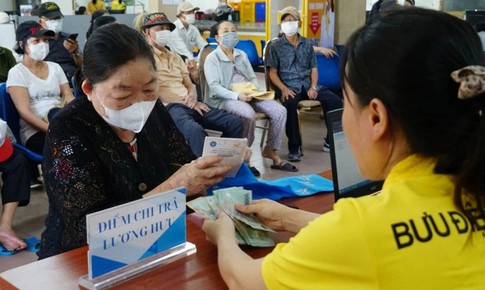 Lịch trả lương hưu, trợ cấp BHXH tháng 9 ở TPHCM