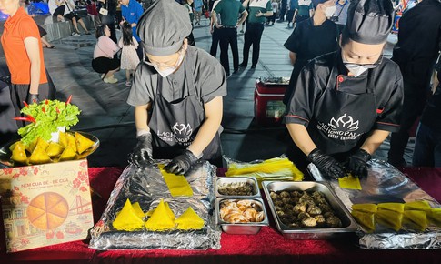 Hải Phòng khai mạc phố đi bộ, ẩm thực đêm đúng dịp nghỉ lễ
