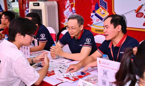 Vì sao phải lọc ảo xét tuyển đại học tới 6 lần?