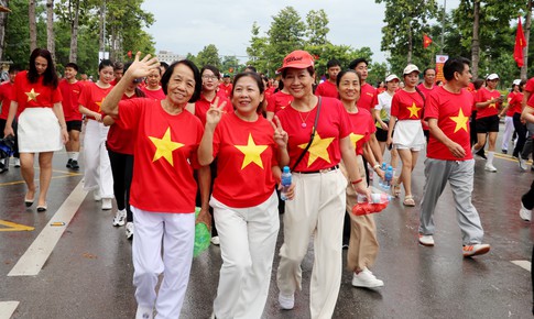 Nghệ An sôi nổi hưởng ứng chương trình 'Cùng Việt Nam tiến bước'
