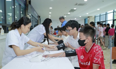 Bộ Y tế hướng dẫn kiểm tra sức khỏe đầu năm học: Thực hiện 1 lần/năm