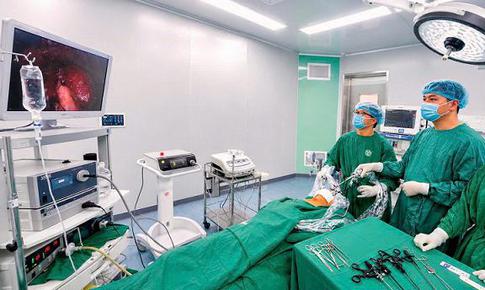 Không còn cảnh khăn gói về Thủ đô, bệnh nhân ung thư Hà Giang được cứu chữa ngay tại quê nhà