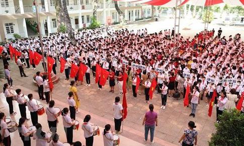 Thủ tướng: Ngành giáo dục khắc phục bệnh thành tích, chống lạm thu, siết gian lận thi cử trong năm học mới