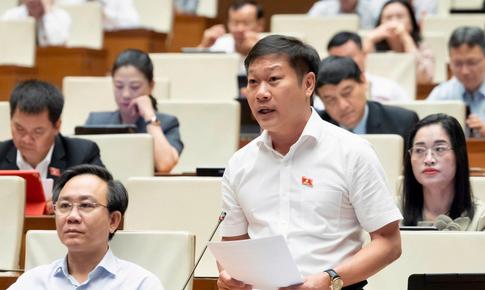 Đề xuất miễn trừ trách nhiệm cho ngân hàng khi báo cáo 'giao dịch đáng ngờ'